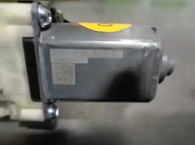 Автозапчастина б/у регулятор переднього правого скла для skoda rapid spaceback (nh1) 1.6 tdi посилання на oem iam 5ja959812e  