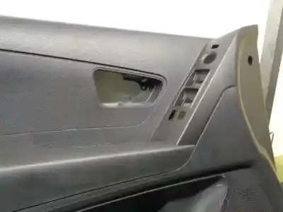 Автозапчасти б/у обивка левой передней двери за ssangyong korando 2.0 td cat ссылки oem iam 7220134052 cesta 5b 