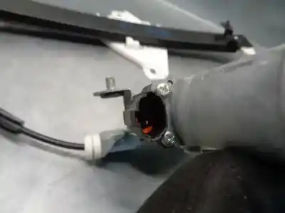 Автозапчастина б/у регулятор скла заднього правого для ssangyong korando (ck) 2.0 e-xdi посилання на oem iam 98840cz010  