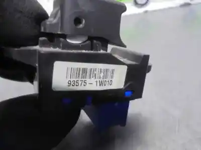 Second-hand car spare part right front power window switch for kia rio 1.1 crdi cat oem iam references 935751w010  