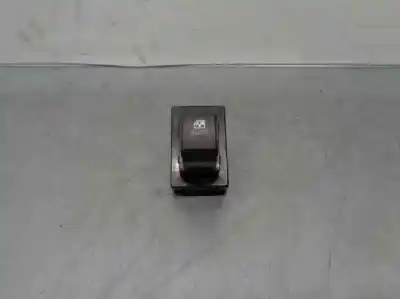 Автозапчасти б/у управление задними правыми стеклами за kia cee´d (jd) 1.6 crdi 128 ссылки oem iam 935751h100