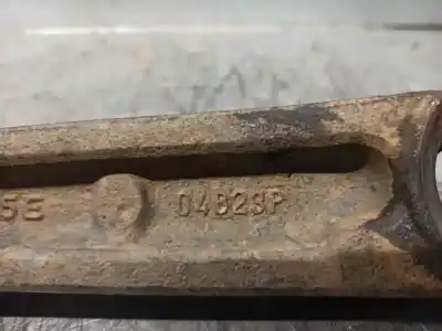 Автозапчастина б/у передній правий нижний рычаг підвіски для suzuki ignis rm (mh) 1.5 cat 99 cv / 73 kw посилання на oem iam 4520085e00  