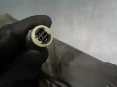 Автозапчастина б/у електро вентилятор для suzuki ignis rm (mh) 1.5 cat 99 cv / 73 kw посилання на oem iam 1711183e00  861694w