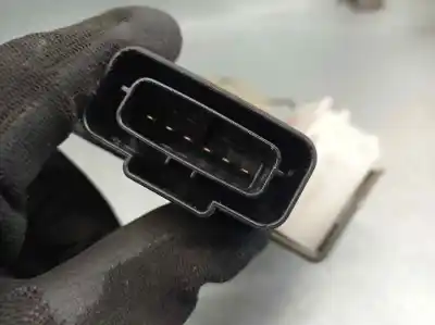 Автозапчастина б/у замок передніх дверей лівий для suzuki ignis rm (mh) 1.5 cat 99 cv / 73 kw посилання на oem iam 8220286g00  