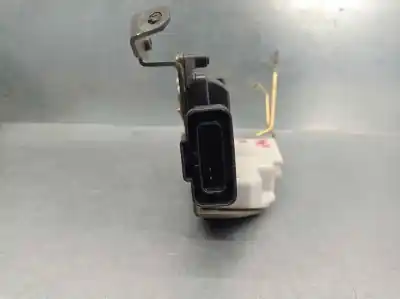 Second-hand car spare part left front door lock for suzuki ignis rm (mh) 1.5 cat 99 cv / 73 kw oem iam references 8220286g00  