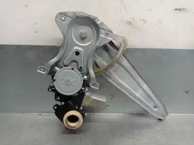 Peça sobressalente para automóvel em segunda mão elevador de vidros traseiro direito por toyota corolla verso (r1) 2.2 d-4d sol referências oem iam 698300f040