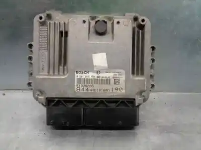 Pezzo di ricambio per auto di seconda mano centralina motore per lancia delta (181) 1.9 twinturbo diesel cat riferimenti oem iam 51828295  0281015404