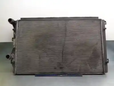 Recambio de automóvil de segunda mano de radiador agua para audi a3 (8p) 1.9 tdi ambiente referencias oem iam 1k0121251at