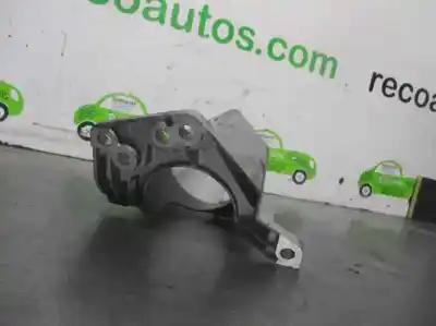 Second-hand car spare part engine support for volvo v40 (2012->) 2.0 inscription [2.0 ltr. - 140 kw diesel cat] oem iam references 31370633  