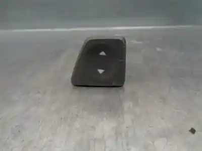 Second-hand car spare part LEFT FRONT POWER WINDOW SWITCH for FIAT 500 (312_)  OEM IAM references 305063238C  