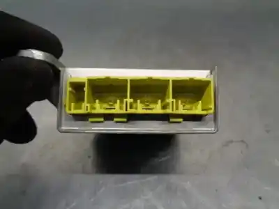 Second-hand car spare part airbag control unit for mazda 2 (de_, dh_) 1.3 (de3fs) oem iam references df7157k30c  