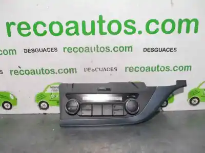 Peça sobressalente para automóvel em segunda mão comando de sofagem (chauffage / ar condicionado) por toyota auris 1.8 16v (híbrido) referências oem iam 5590002460