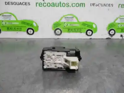 Peça sobressalente para automóvel em segunda mão botão / interruptor elevador vidro dianteiro direito por toyota auris 1.8 16v (híbrido) referências oem iam 192801  