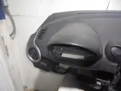 Second-hand car spare part dashboard for mazda 2 (de_, dh_) 1.3 (de3fs) oem iam references df7160400b02  