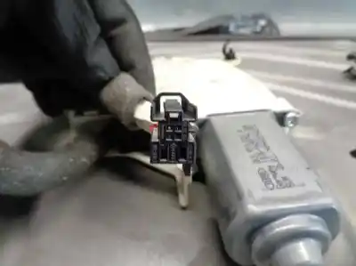 Автозапчастина б/у регулятор переднього правого скла для skoda superb combi (3t5) 2.0 tdi dpf посилання на oem iam   