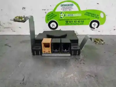 Second-hand car spare part electronic module for audi a3 (8p) 1.9 tdi ambiente oem iam references 8p3035225  