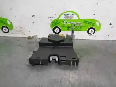 Second-hand car spare part electronic module for audi a3 (8p) 1.9 tdi ambiente oem iam references 8p3035225  