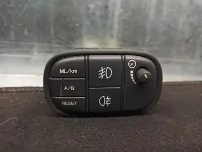Peça sobressalente para automóvel em segunda mão comutador de luzes por jaguar s-type 2.7 v6 diesel cat referências oem iam 2r8311654