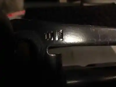 Second-hand car spare part trunk lid hinge for cadillac srx 3.6 oem iam references  1305i 1745j