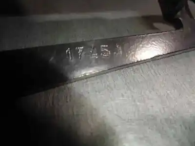 Second-hand car spare part trunk lid hinge for cadillac srx 3.6 oem iam references  1305i 1745j