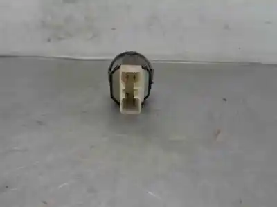 Автозапчастина б/у управління світлом для ssangyong korando 2.9 turbodiesel cat посилання на oem iam 884w01900  