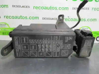 Second-hand car spare part fuse box unit for toyota hilux (kun) 2.5 turbodiesel oem iam references 826613d190  