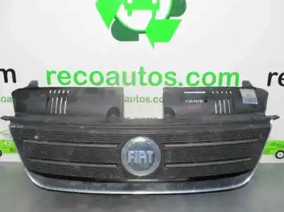 Автозапчасти б/у передняя решетка за fiat idea (135) 1.9 multijet emotion (i) ссылки oem iam 735357980