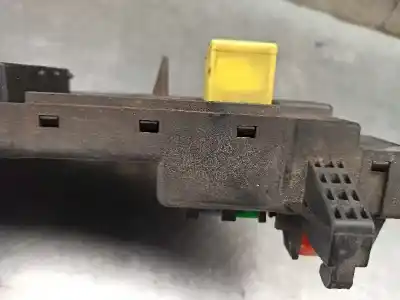 Second-hand car spare part fuse box unit for saab 9-3 cabrio 2.0 oem iam references 12798346  