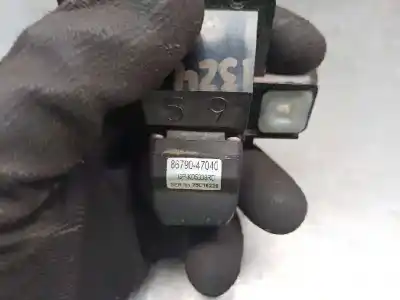 Автозапчастина б/у електронний модуль для toyota prius (nhw30) 1.8 16v cat посилання на oem iam 8679047040  