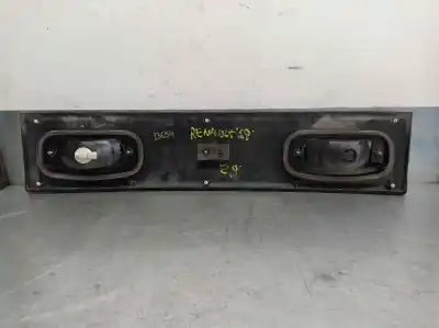 Pièce détachée automobile d'occasion feu arrière central pour renault 19 1.4 e7j 58kw références oem iam   