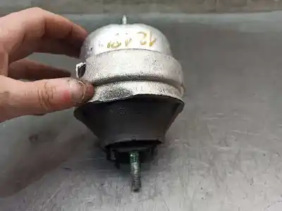 Second-hand car spare part engine support for skoda superb i (3u4) 1.9 tdi oem iam references 1001990040  