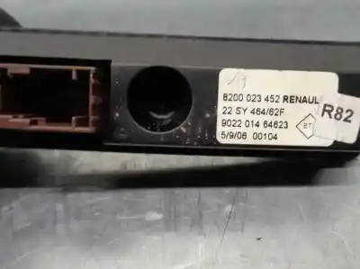 Автозапчасти б/у многофункциональное управление за renault espace iv (jk0) (2002->) 2.2 dci (jk07) ссылки oem iam 8200023452  