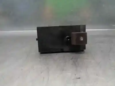 Peça sobressalente para automóvel em segunda mão botão / interruptor elevador vidro traseiro direito por opel insignia a sedán (g09) 2.0 cdti (69) referências oem iam 13301889