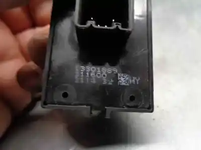 Second-hand car spare part rear left power window switch for opel insignia a sedán (g09) 2.0 cdti (69) oem iam references 13301889  