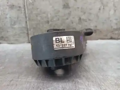 Second-hand car spare part front engine support for opel insignia a sedán (g09) 2.0 cdti (69) oem iam references 13227767  