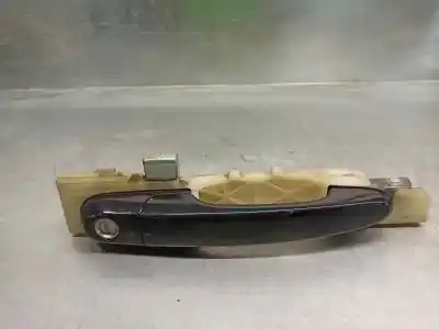 Pièce détachée automobile d'occasion poignée de porte avant droite pour hyundai tucson (jm) 2.0 crdi références oem iam 826602e000