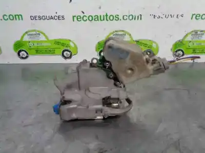 Second-hand car spare part front right door lock for renault maxity 2.5 diesel oem iam references 80552aa20a