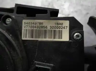 Second-hand car spare part headlights switch for renault clio ii fase i (b/cbo) 1.4 16v tech-run 98 cv / 72 kw oem iam references 7700432856  