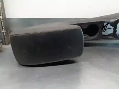Автозапчастина б/у центральний подлокник для jeep compass (mp, m6, mv, m7) 1.3 посилання на oem iam  cesta 11 