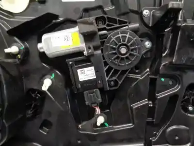 Автозапчасти б/у регулятор стекла переднего правого за jeep compass (mp, m6, mv, m7) 1.3 ссылки oem iam 00521606800  