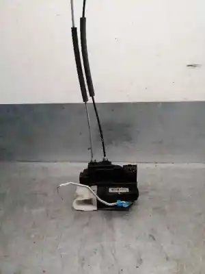 Peça sobressalente para automóvel em segunda mão fechadura da porta dianteira direita por hyundai i20 i (pb, pbt) 1.2 referências oem iam 813201j030lr