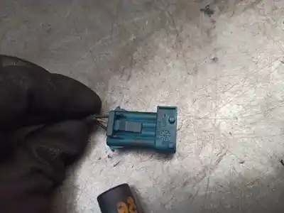 Peça sobressalente para automóvel em segunda mão sensor por saab 900 berlina 2.0 cat referências oem iam   0261210133