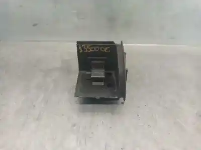 Pezzo di ricambio per auto di seconda mano SCATOLA RELÈ/FUSIBILI per BMW X3 (E83)  Riferimenti OEM IAM 7026710  