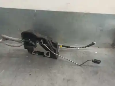 Second-hand car spare part front right door lock for bmw x3 (e83) 3.0 d oem iam references 7036170  