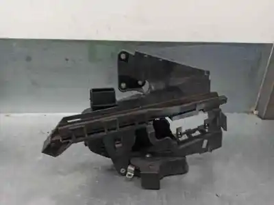 Peça sobressalente para automóvel em segunda mão fechadura da porta traseira esquerda por ford kuga (cbv) 2.0 tdci cat referências oem iam 8v4as26413ea