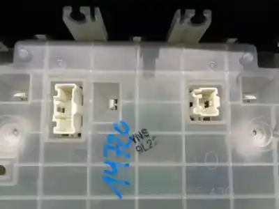 Peça sobressalente para automóvel em segunda mão quadrante por mazda 3 lim. (bl) 2.2 turbodiesel cat referências oem iam bbm655430  