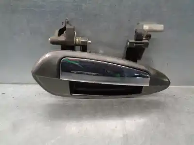 Peça sobressalente para automóvel em segunda mão puxador exterior traseiro direito por fiat linea (323_, 110_) 1.3 d multijet (323axb11, 323axb1a) referências oem iam 735459292