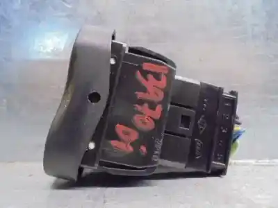 Second-hand car spare part left front power window switch for dacia sandero 1.5 dci oem iam references   602227