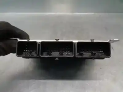 Tweedehands auto-onderdeel ecu motorcontroller voor dacia sandero ii 1.0 tce 100 (b8ml) oem iam-referenties 237105100s  a3c0422630001