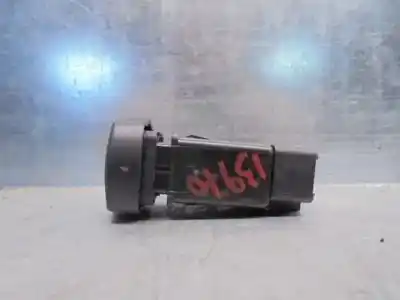 Second-hand car spare part hazard warning lights for dacia sandero 1.5 dci oem iam references   25177